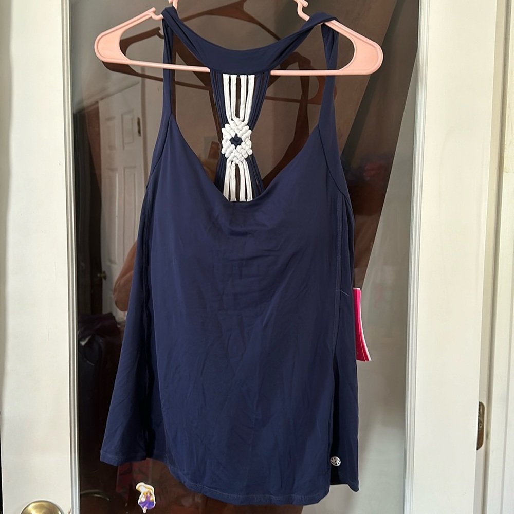 Lilly, Pulitzer, UPF 50+ yarn , my sale $29 as on ticket never worn, size XL